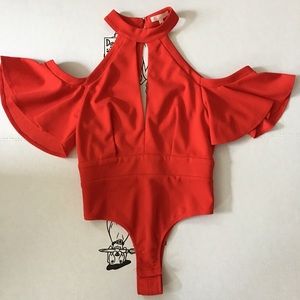 Luxxel off the shoulder body suit
